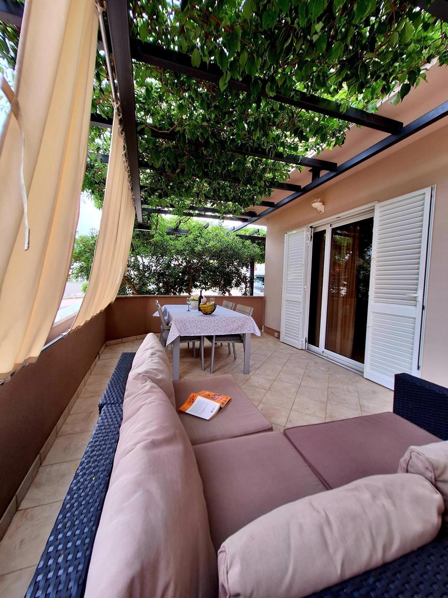 The Golden Island Apartments كرك المظهر الخارجي الصورة