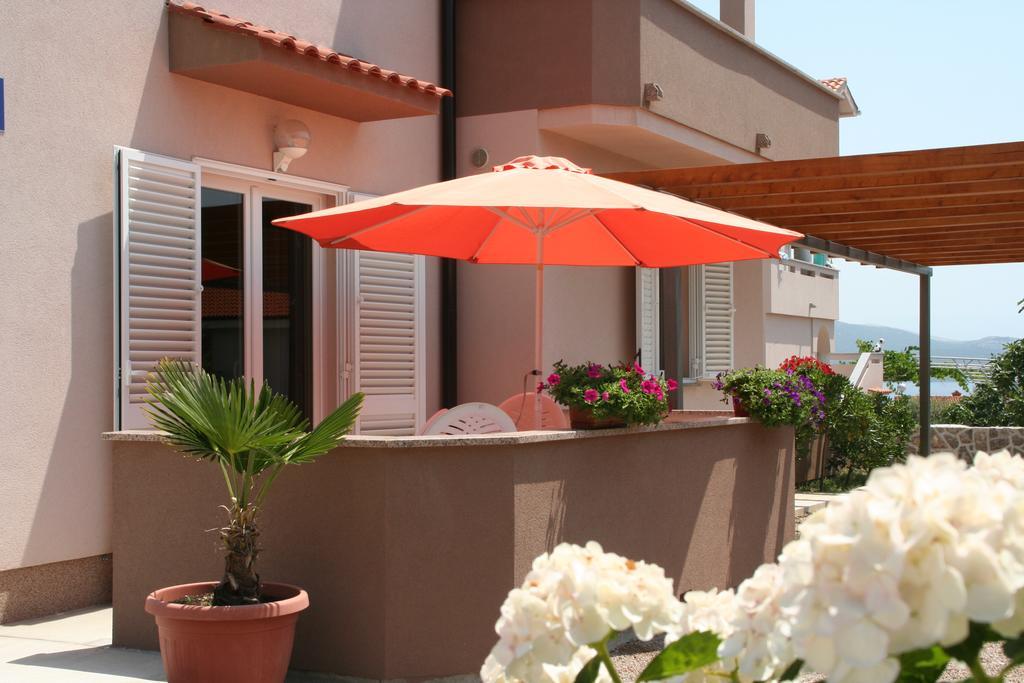 The Golden Island Apartments كرك المظهر الخارجي الصورة