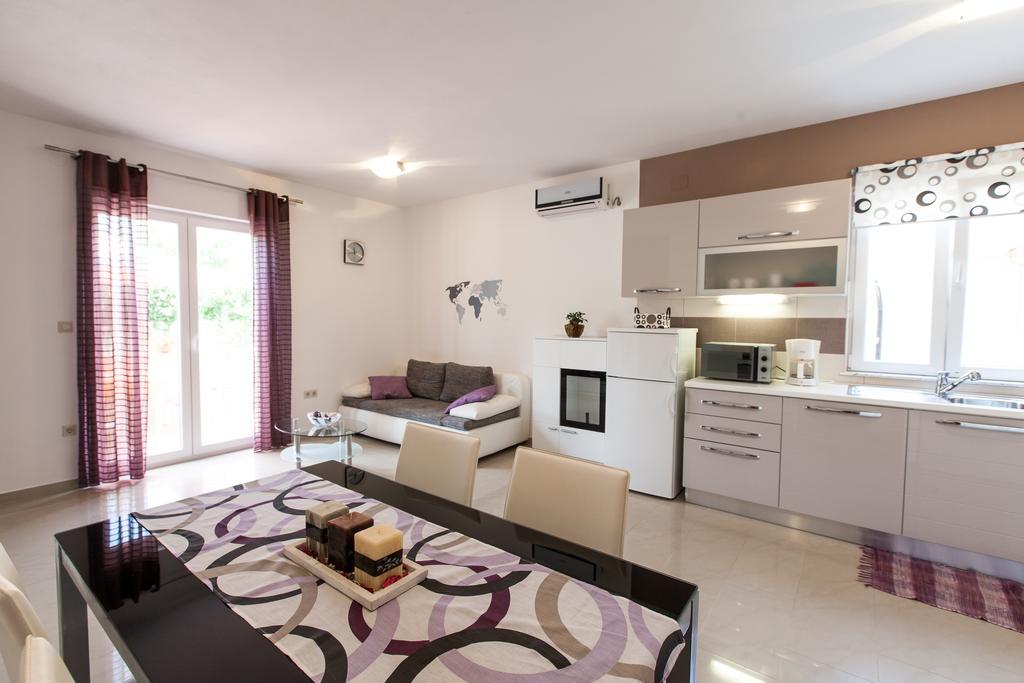 The Golden Island Apartments كرك المظهر الخارجي الصورة