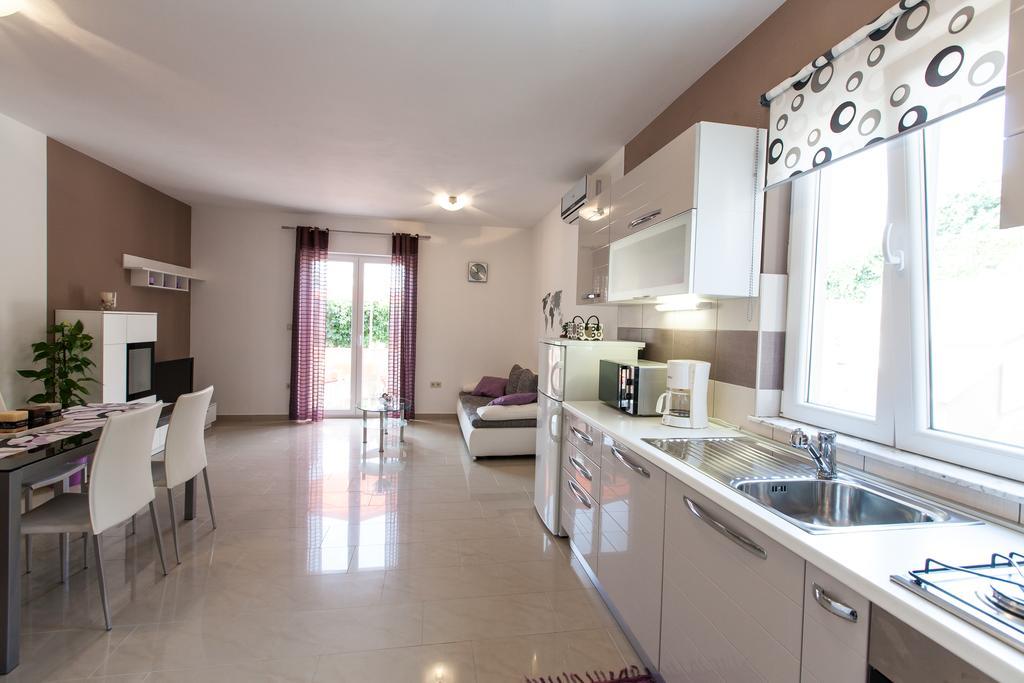 The Golden Island Apartments كرك الغرفة الصورة