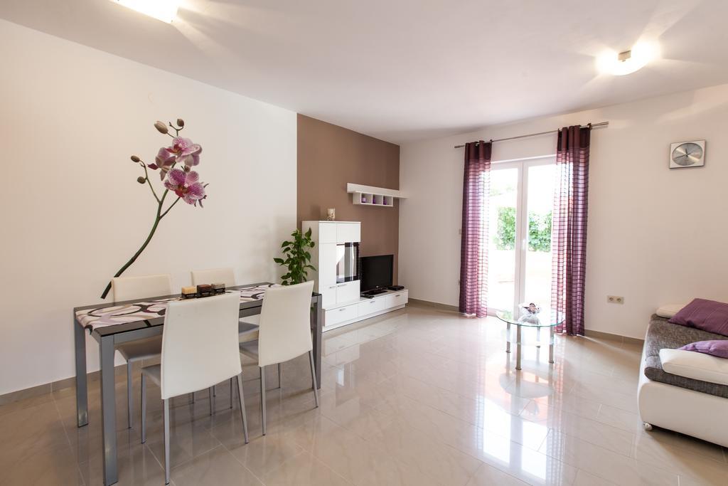The Golden Island Apartments كرك الغرفة الصورة